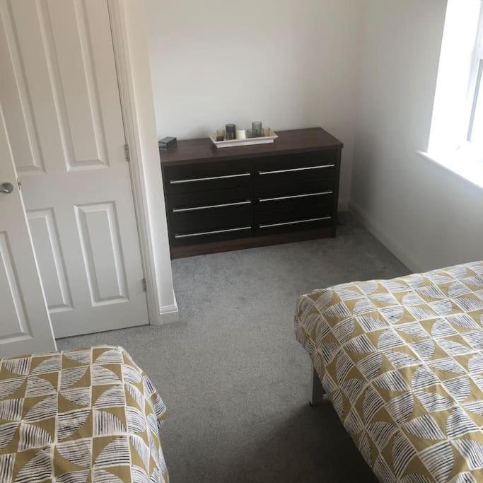 Entire 2 Bedroom House In